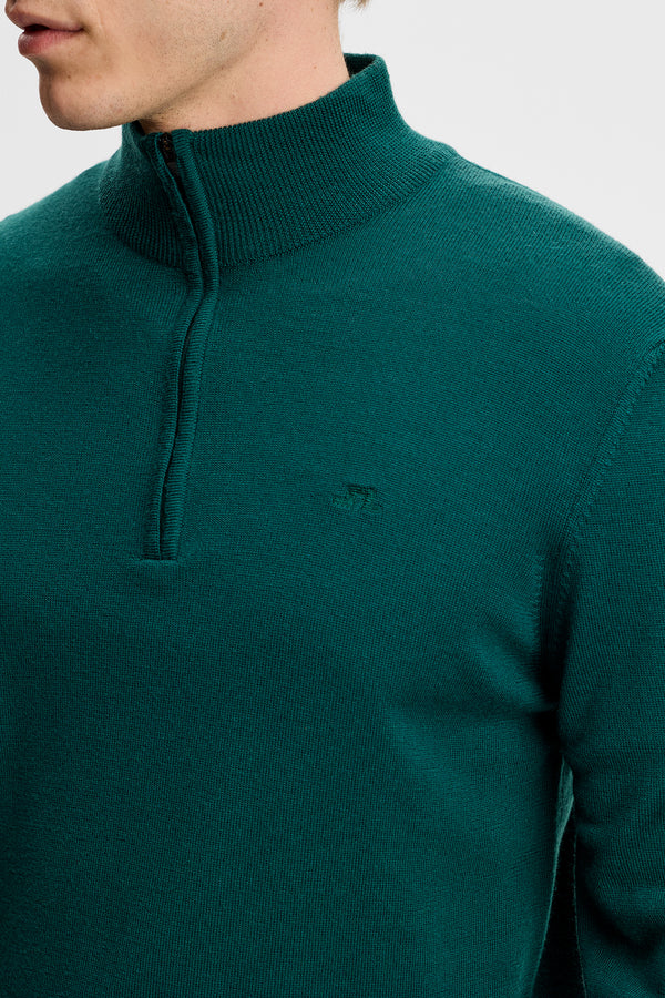 Kiyan Quarter Zip Sweater / Forest Biome