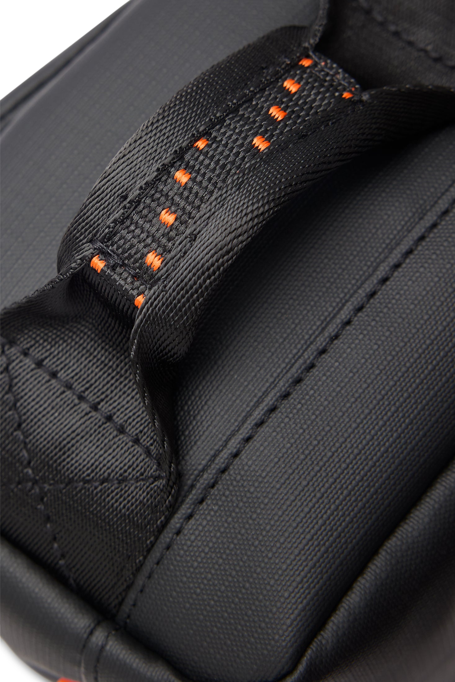 Ethan Locker Room Dopp Kit / Black | J.Lindeberg Official