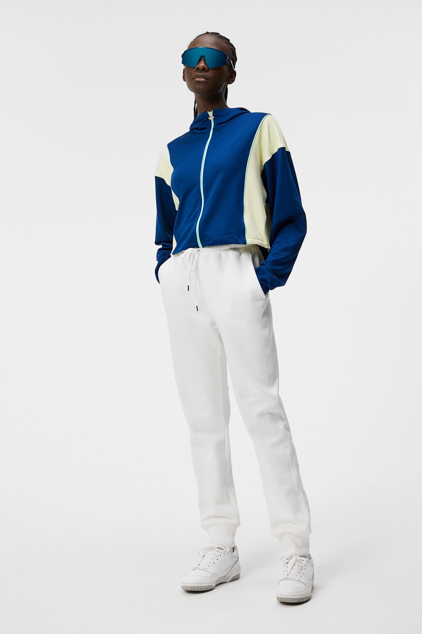 Pantaloni bianchi da donna J.Lindeberg W Alpha Pant Pantaloni bianchi da donna J.Lindeberg W Alpha Pant