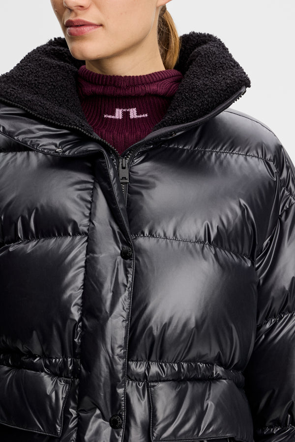 Ventra Down Jacket / Black