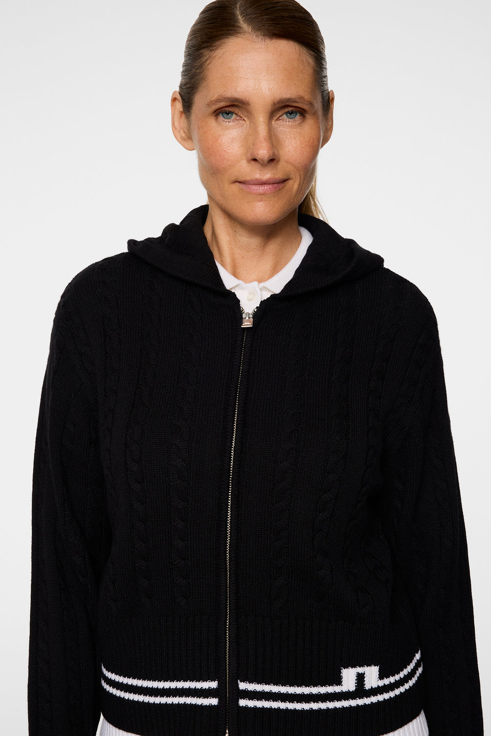 Camilla Cable Knit Wool Hood / Black