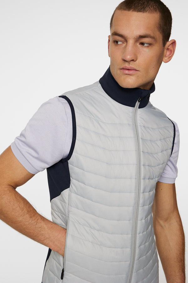Holden Quilt Hybrid Vest / High Rise