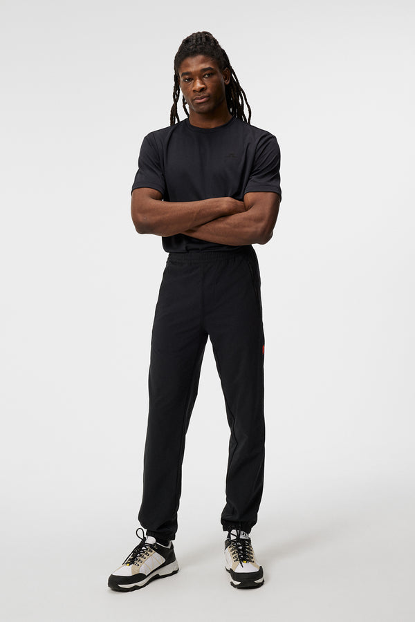 Ade T-shirt / Black