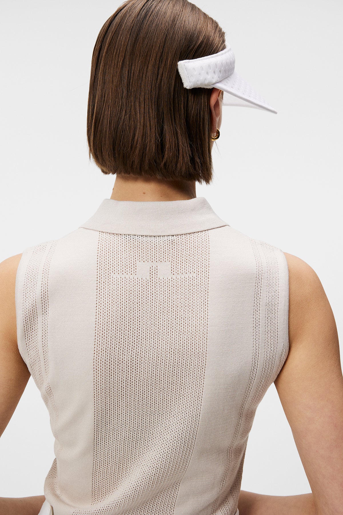 Tanja Sleeveless Knitted Shirt / Moonbeam