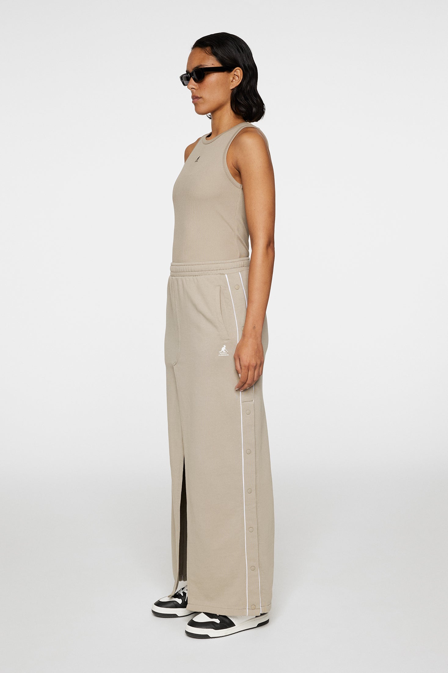 Lisa Sweat Skirt / Vintage Khaki – J.Lindeberg