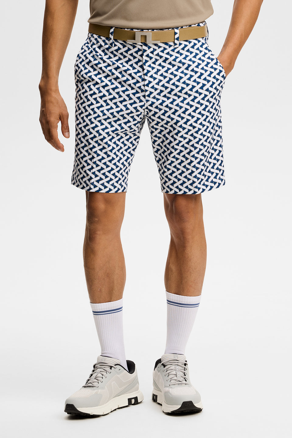 Vent Print Shorts / Ladder Estate White S