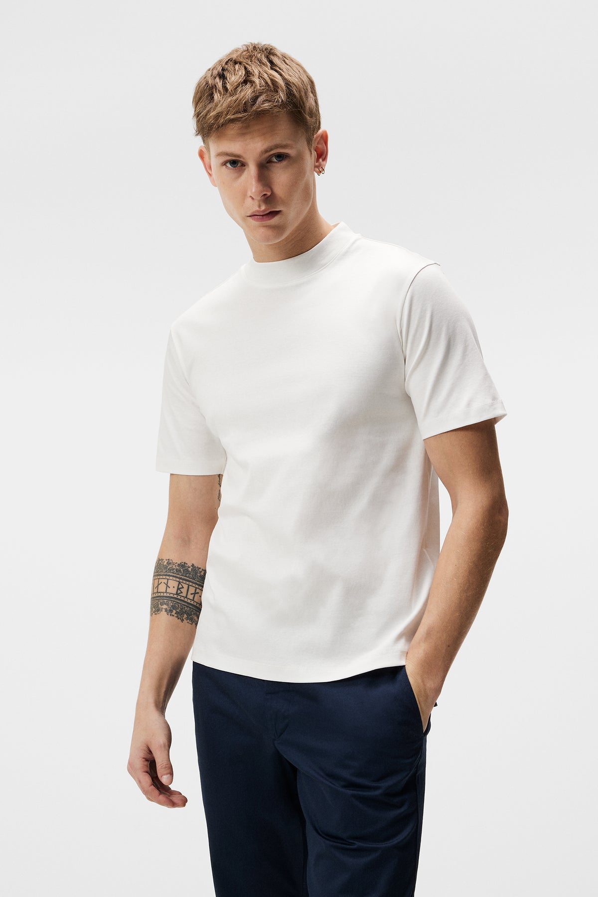 Wihion Mens Ribbed Mock Turtleneck T-Shirt Short Sleeve Solid Color T Shirts  Basic Tee Tops Black