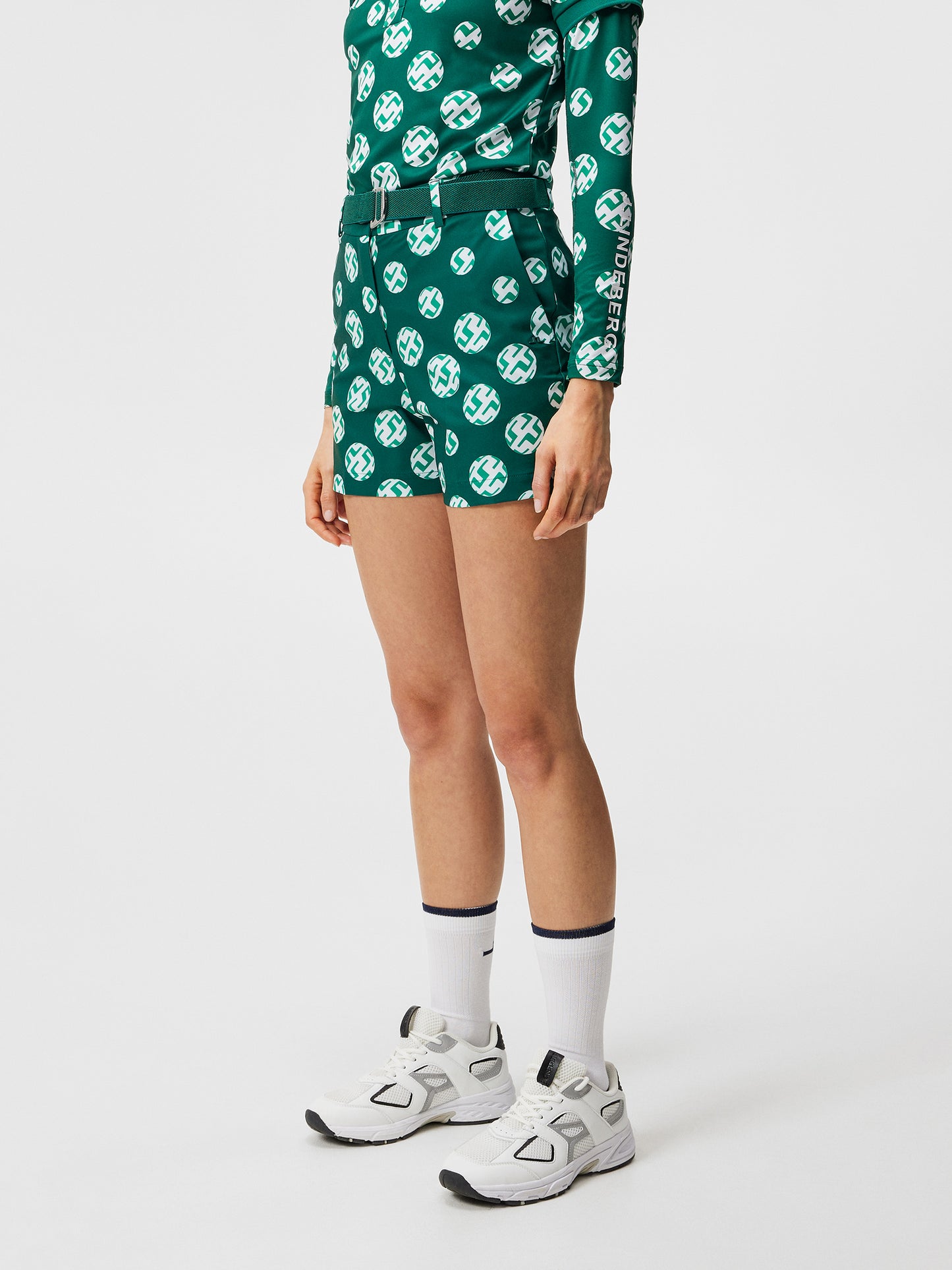 Gwen Printed Shorts / Rain Forest Sphere Dot
